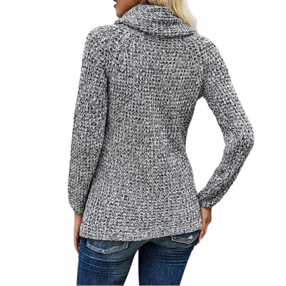 amber millet Miranda Turtle Cowl Neck Sweater Heather Gray, NWOT, Med, $27 - Picture 4 of 9